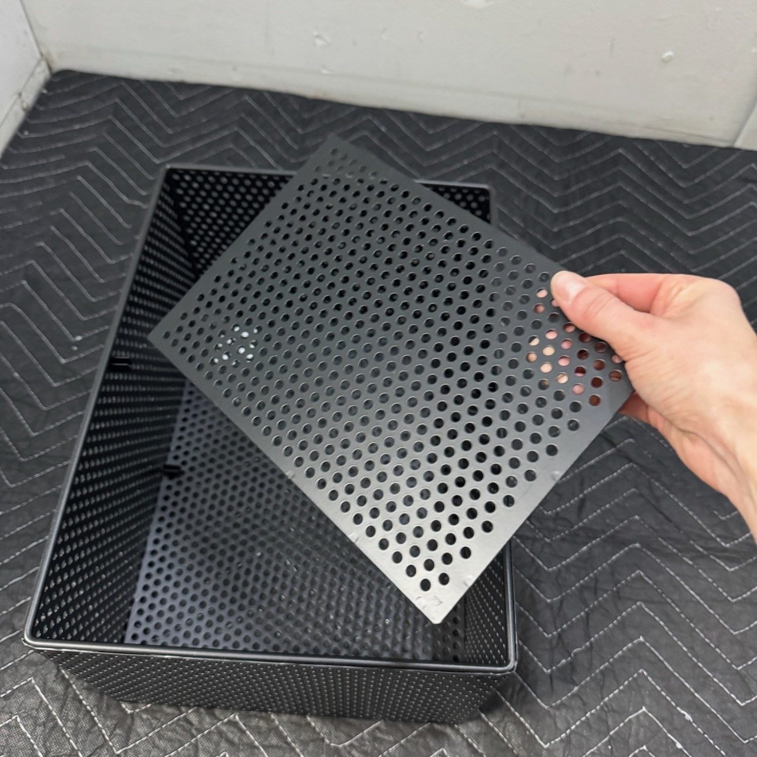 Neat Method 2 sizes black perforated metal mesh baskets