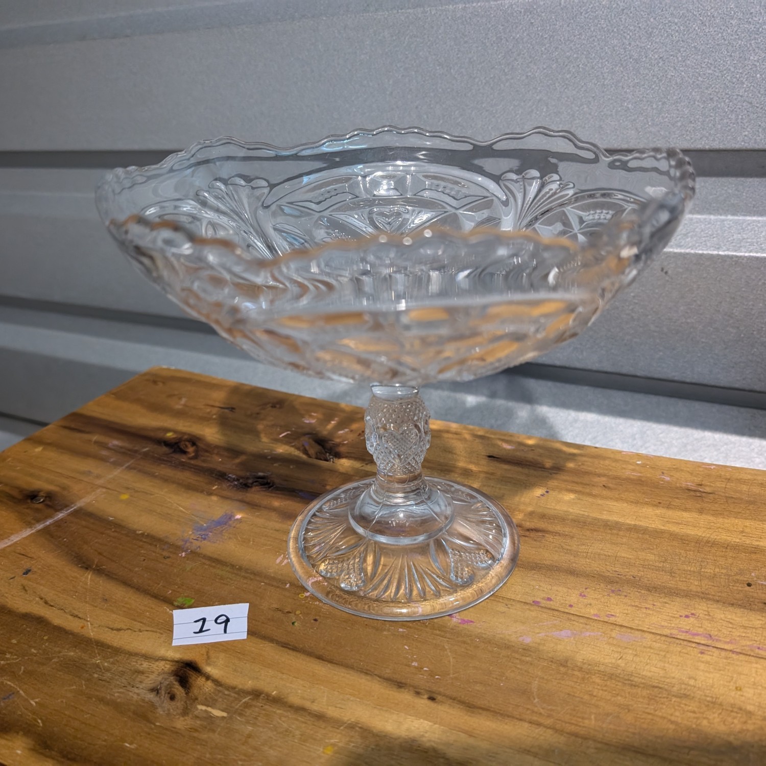 Vintage glass compote/fruit bowl