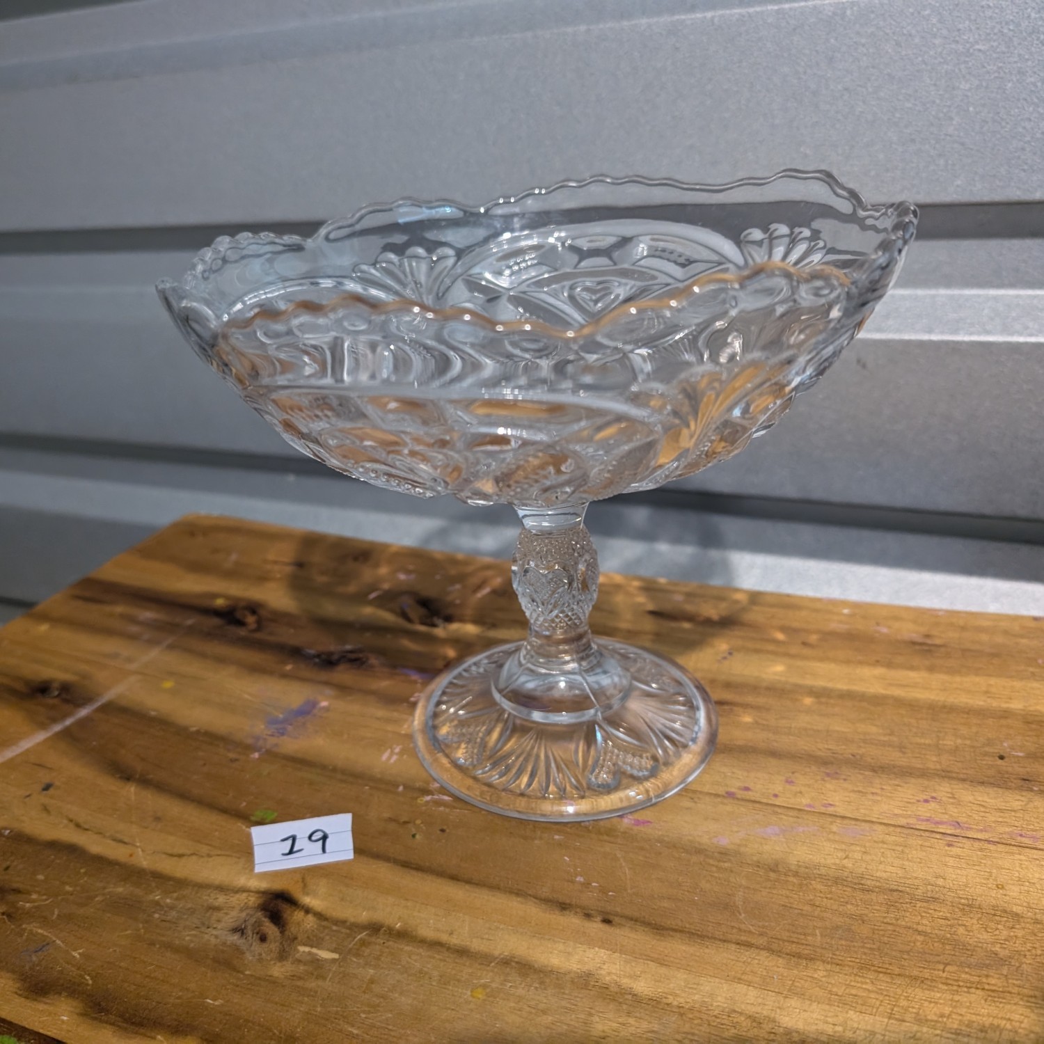 Vintage glass compote/fruit bowl