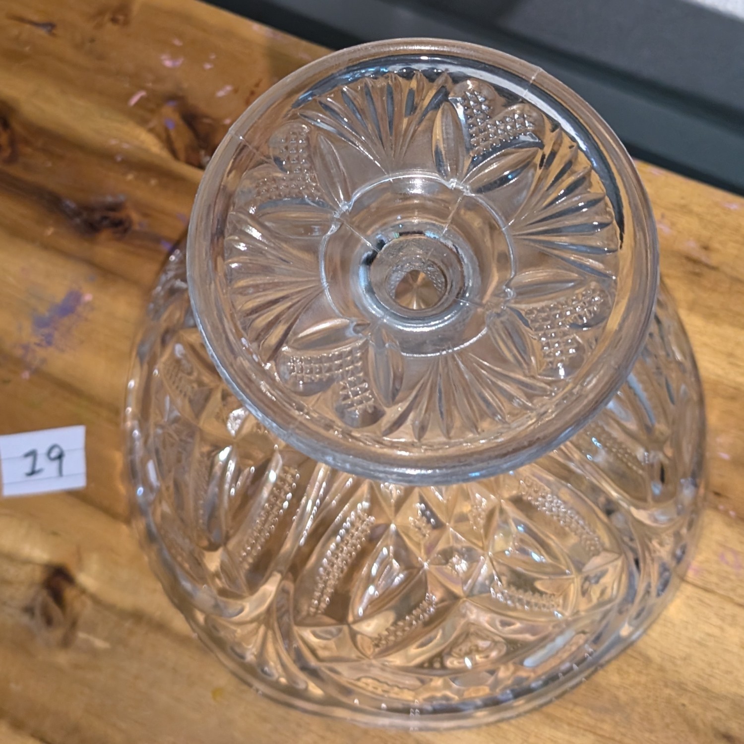 Vintage glass compote/fruit bowl