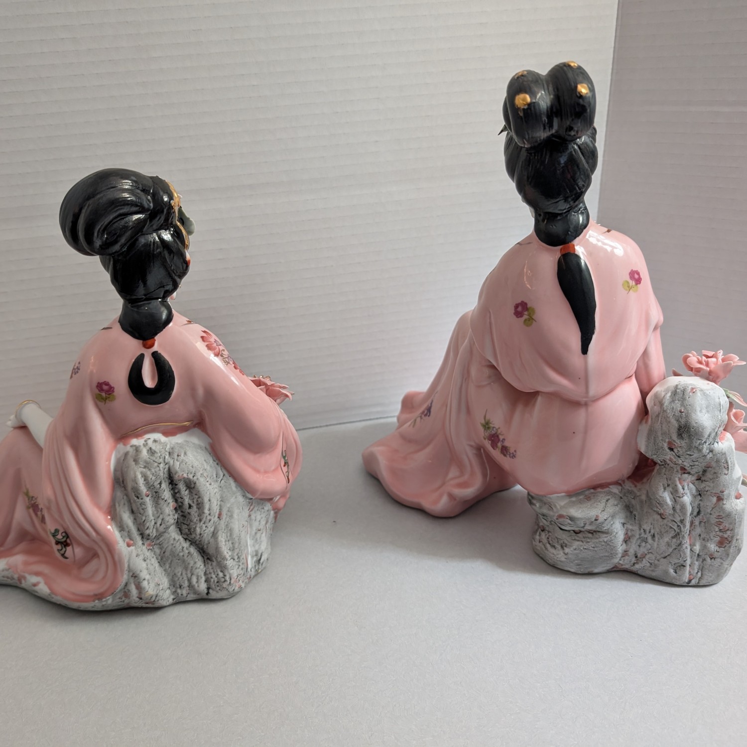 Vintage Porcelain Geisha Statues Sculptures Figurines - set of 2