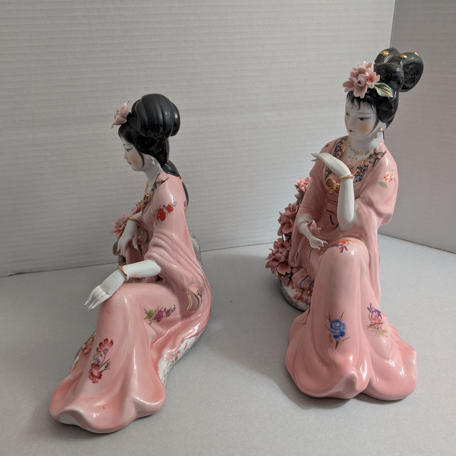 Vintage Porcelain Geisha Statues Sculptures Figurines - set of 2