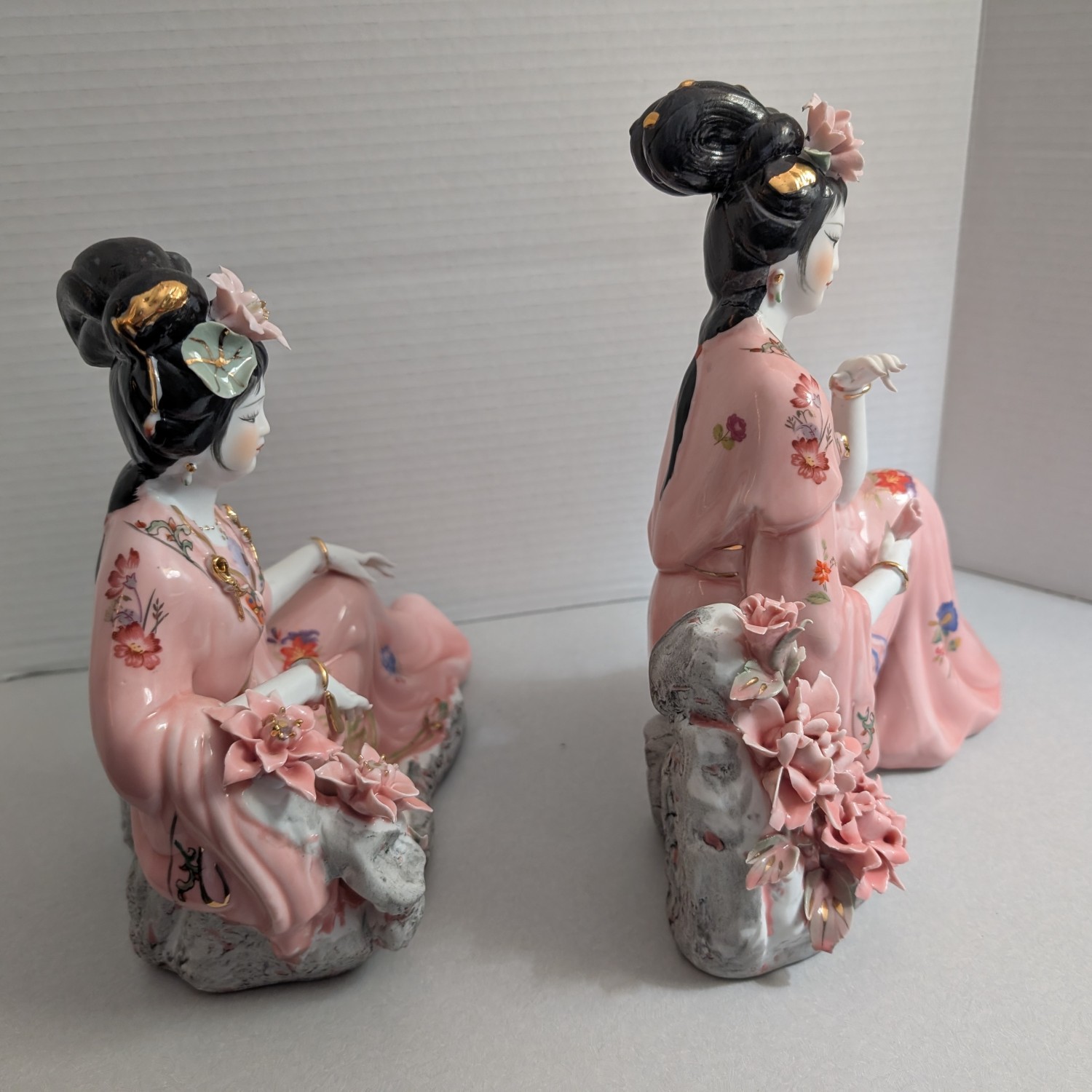 Vintage Porcelain Geisha Statues Sculptures Figurines - set of 2