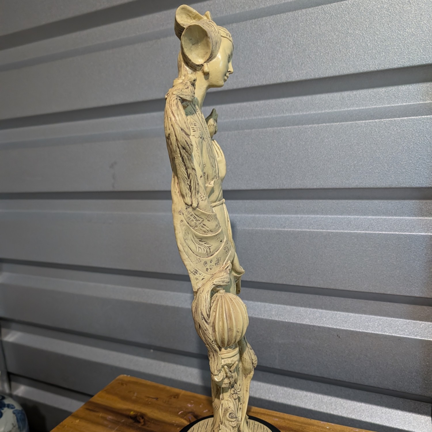 Asian Woman with Birds Resin Sculpture Figurine 
