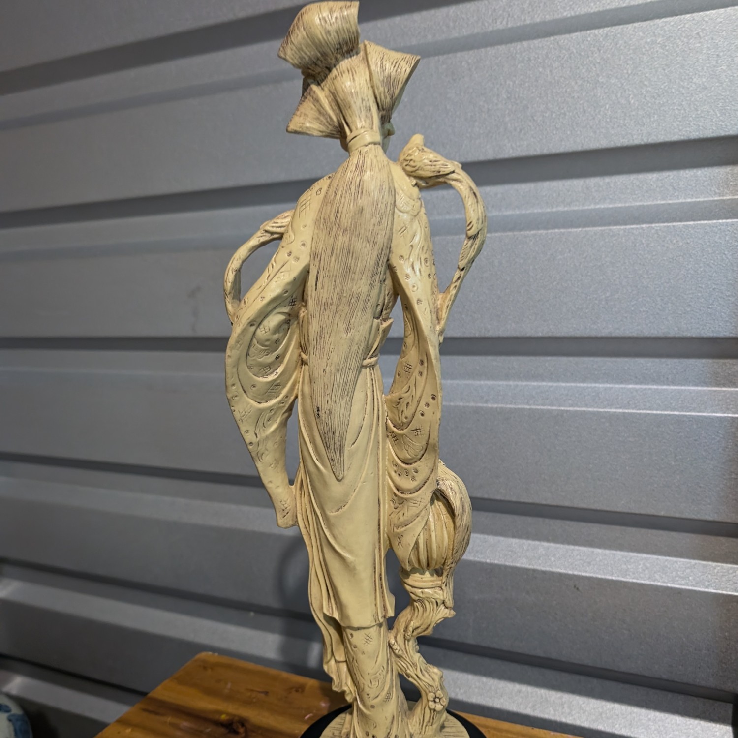 Asian Woman with Birds Resin Sculpture Figurine 