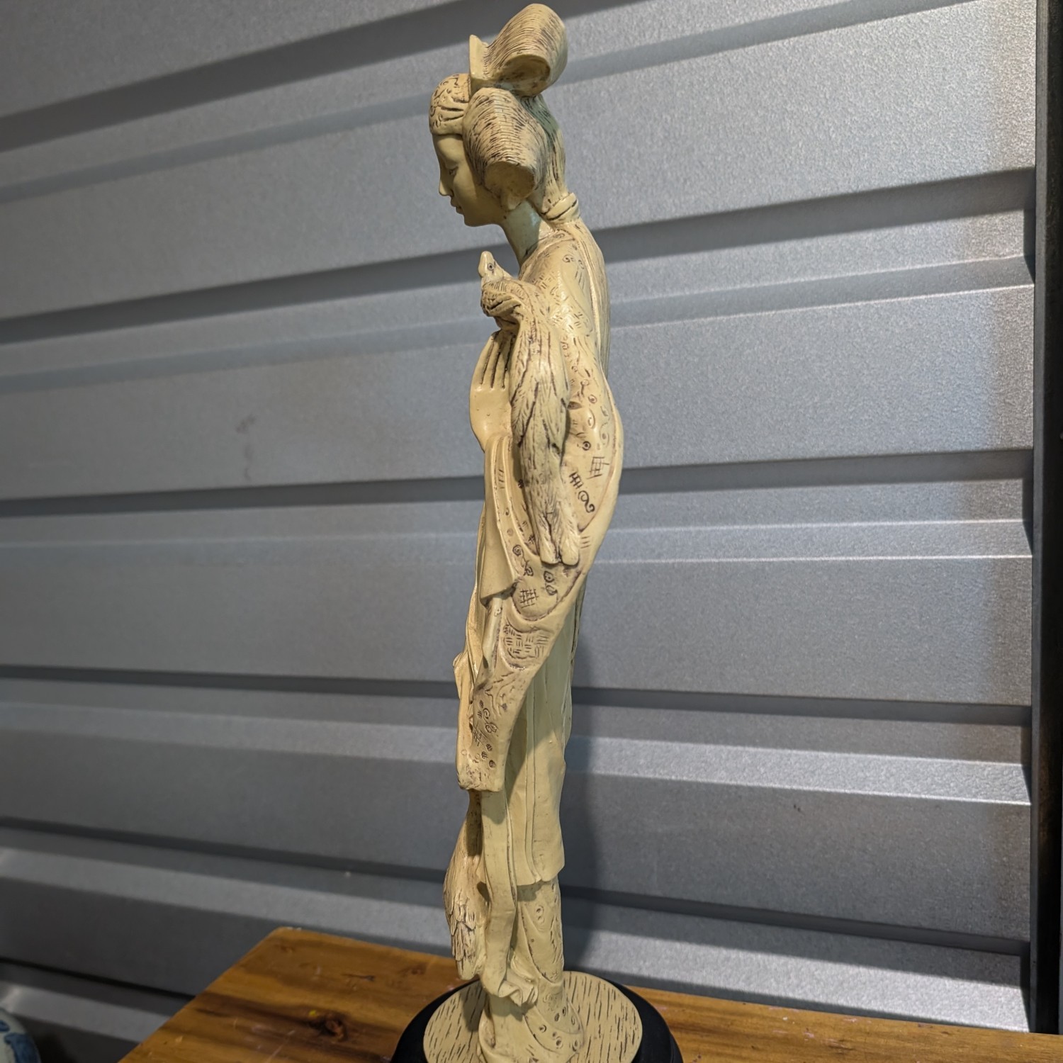 Asian Woman with Birds Resin Sculpture Figurine 