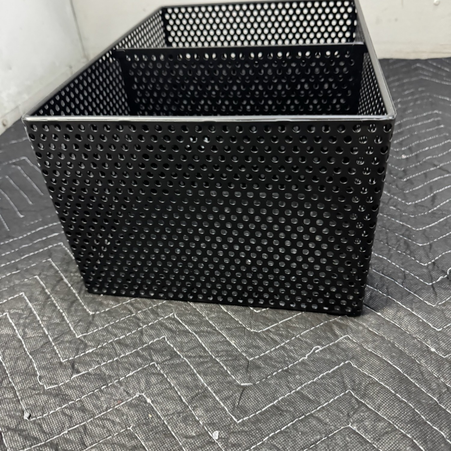 Neat Method 2 sizes black perforated metal mesh baskets