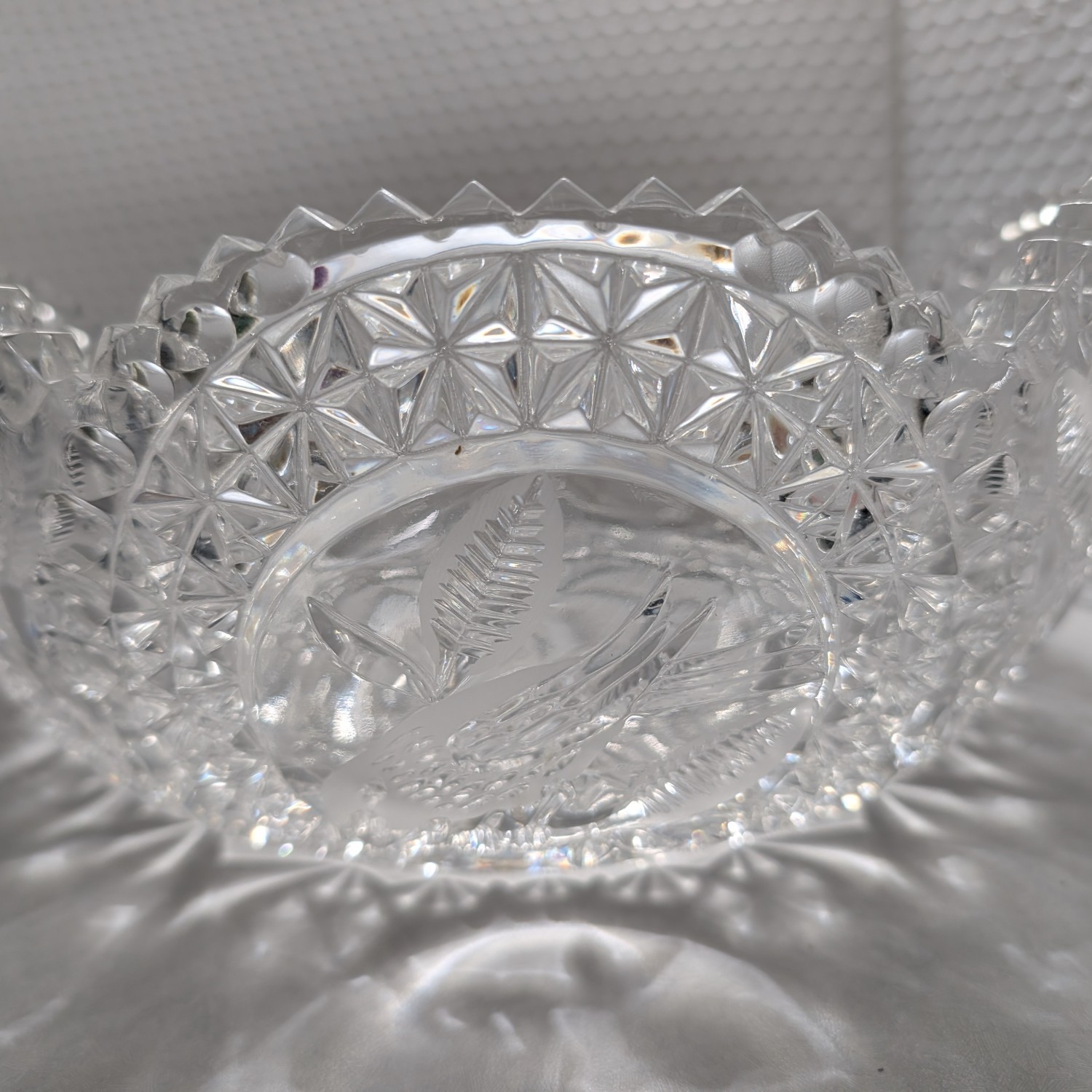 Vintage Hofbauer “Byrdes” Collection Crystal Bowl Germany - 10 1/2”