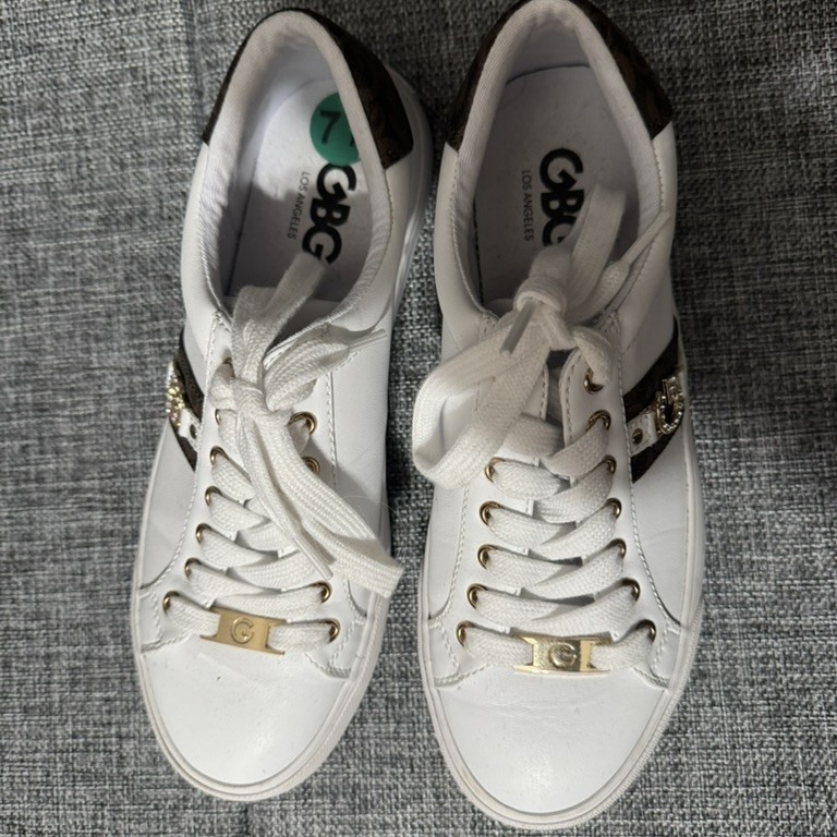 GBG Los Angeles Lightly Used Shoes