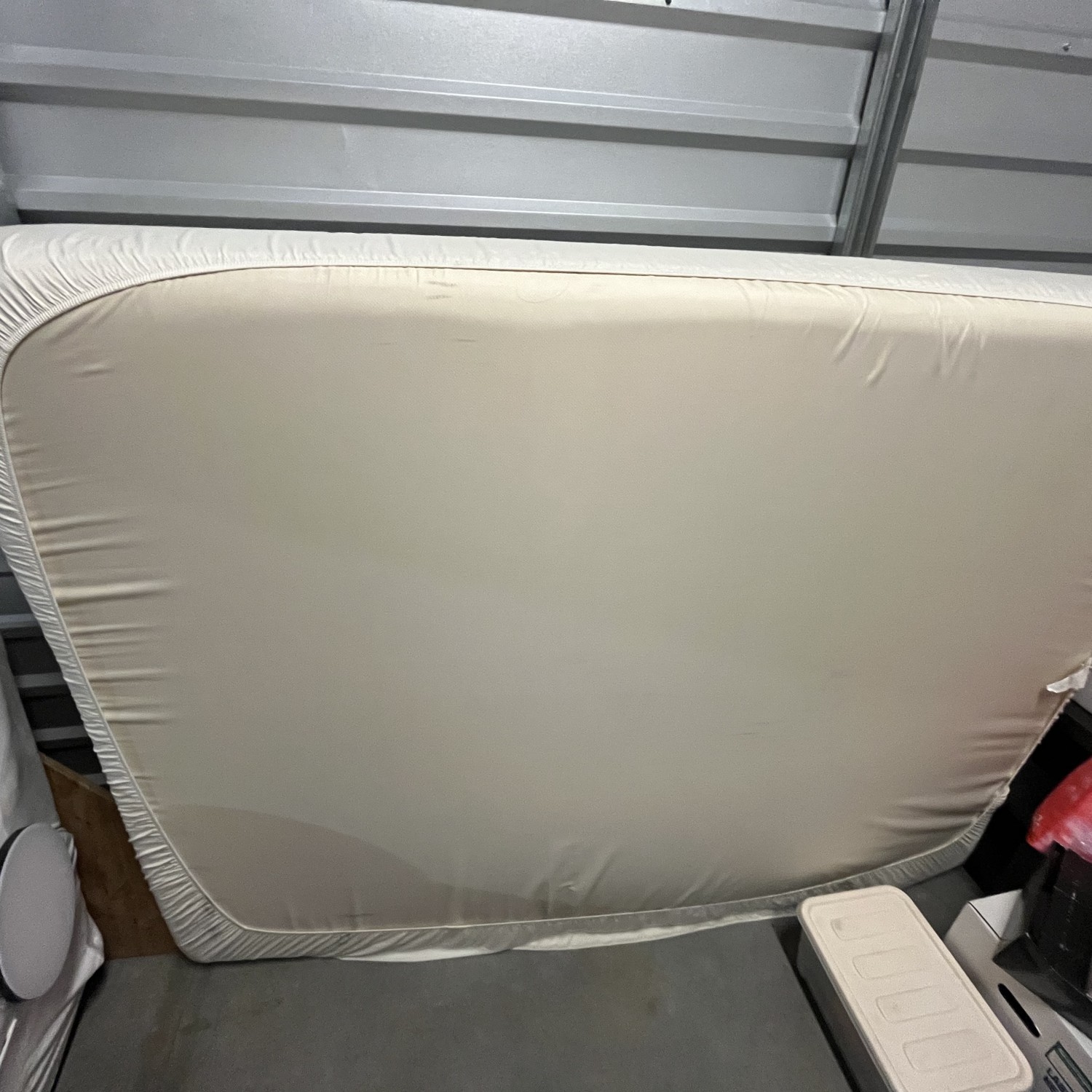 Queen FOAM mattress