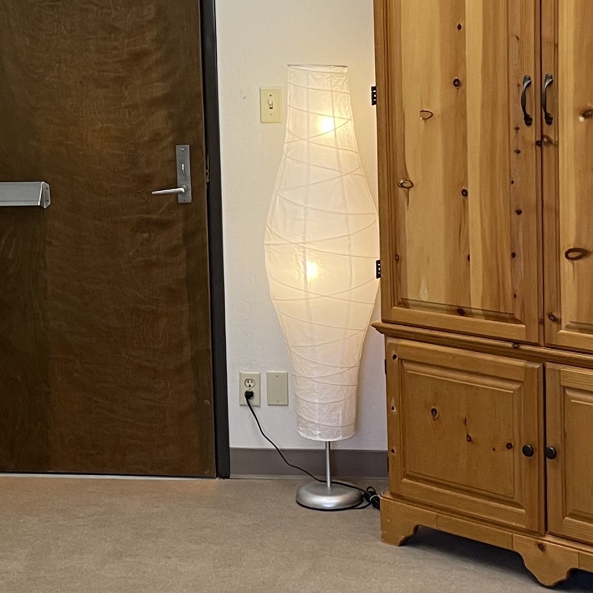 2 large paper lantern lights