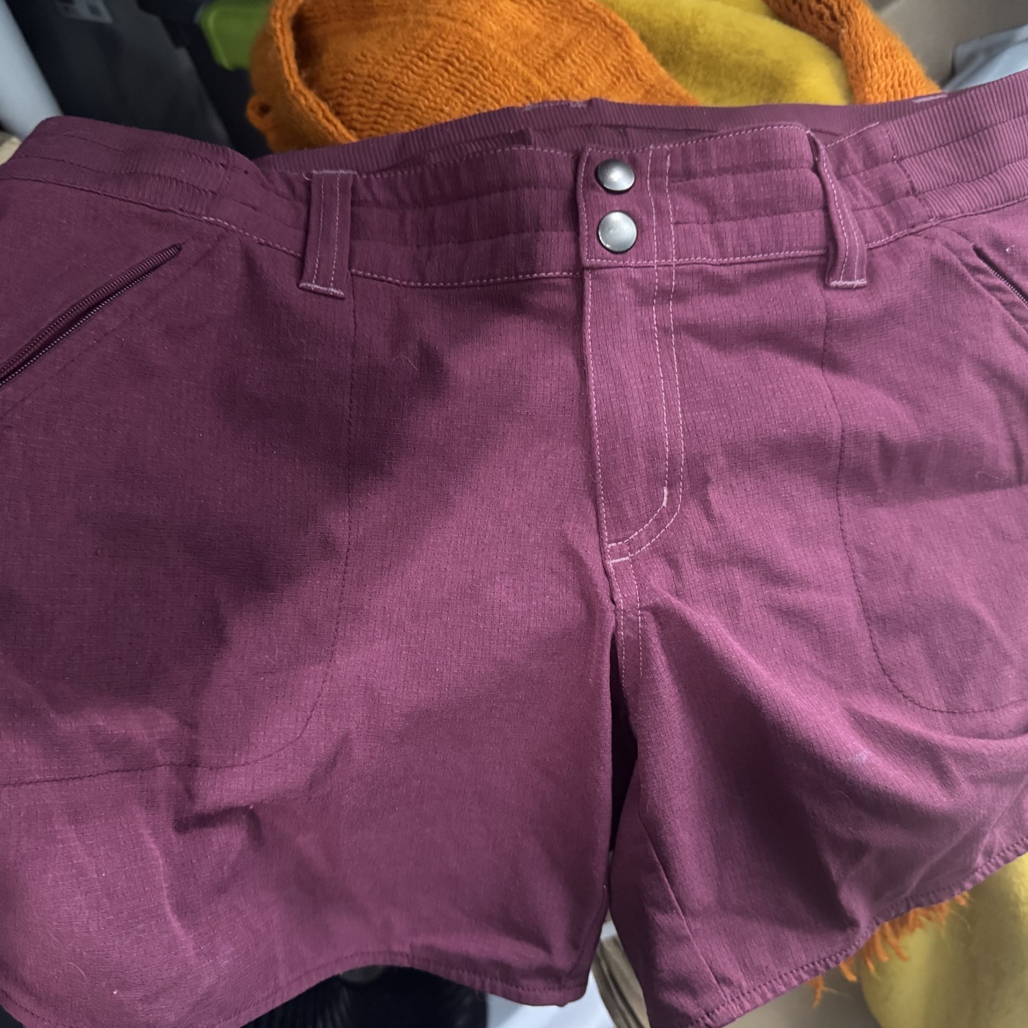 KUHL burgundy women’s adventure shorts, size 8