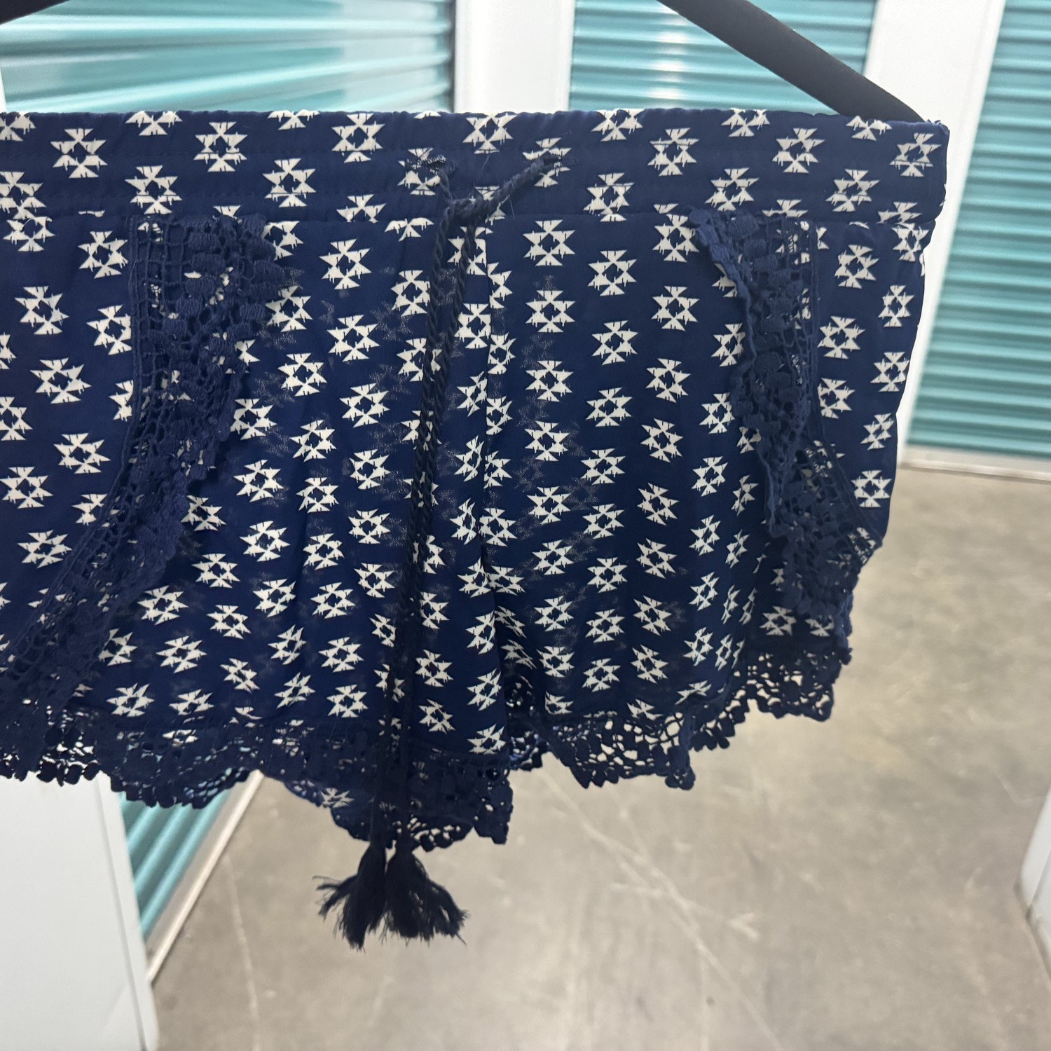 Cute Exhilaration Blue and white shorts, NEW - size Small