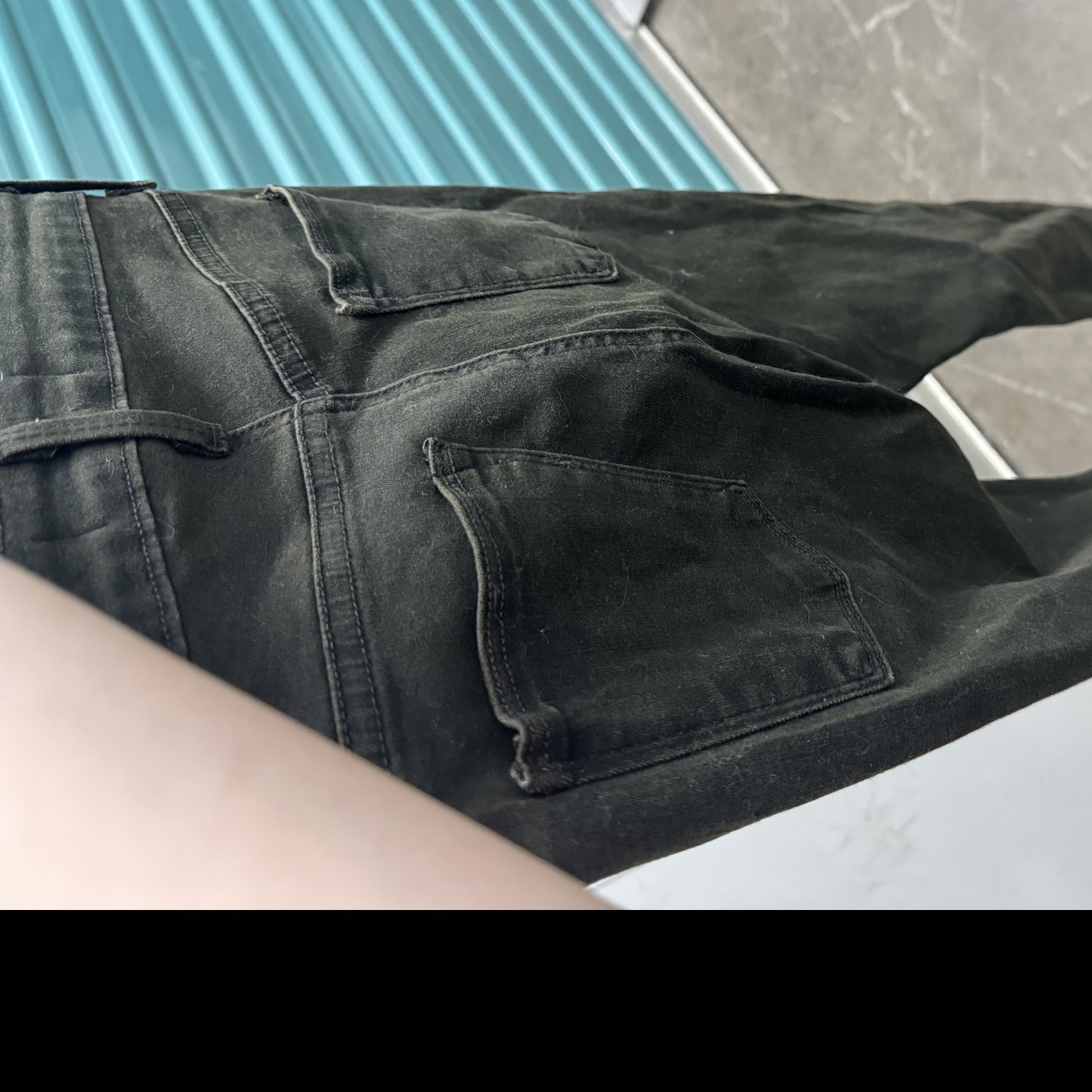 Brand New William B Jeans — size 28, cool green, ripped knees, chic