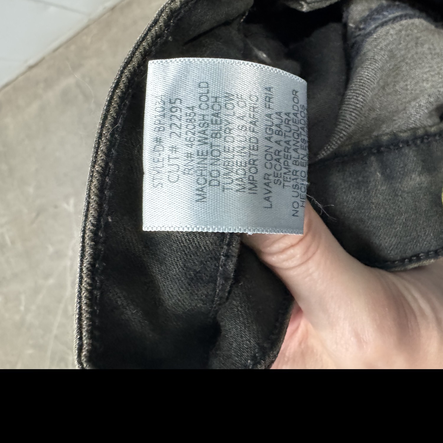 Brand New William B Jeans — size 28, cool green, ripped knees, chic