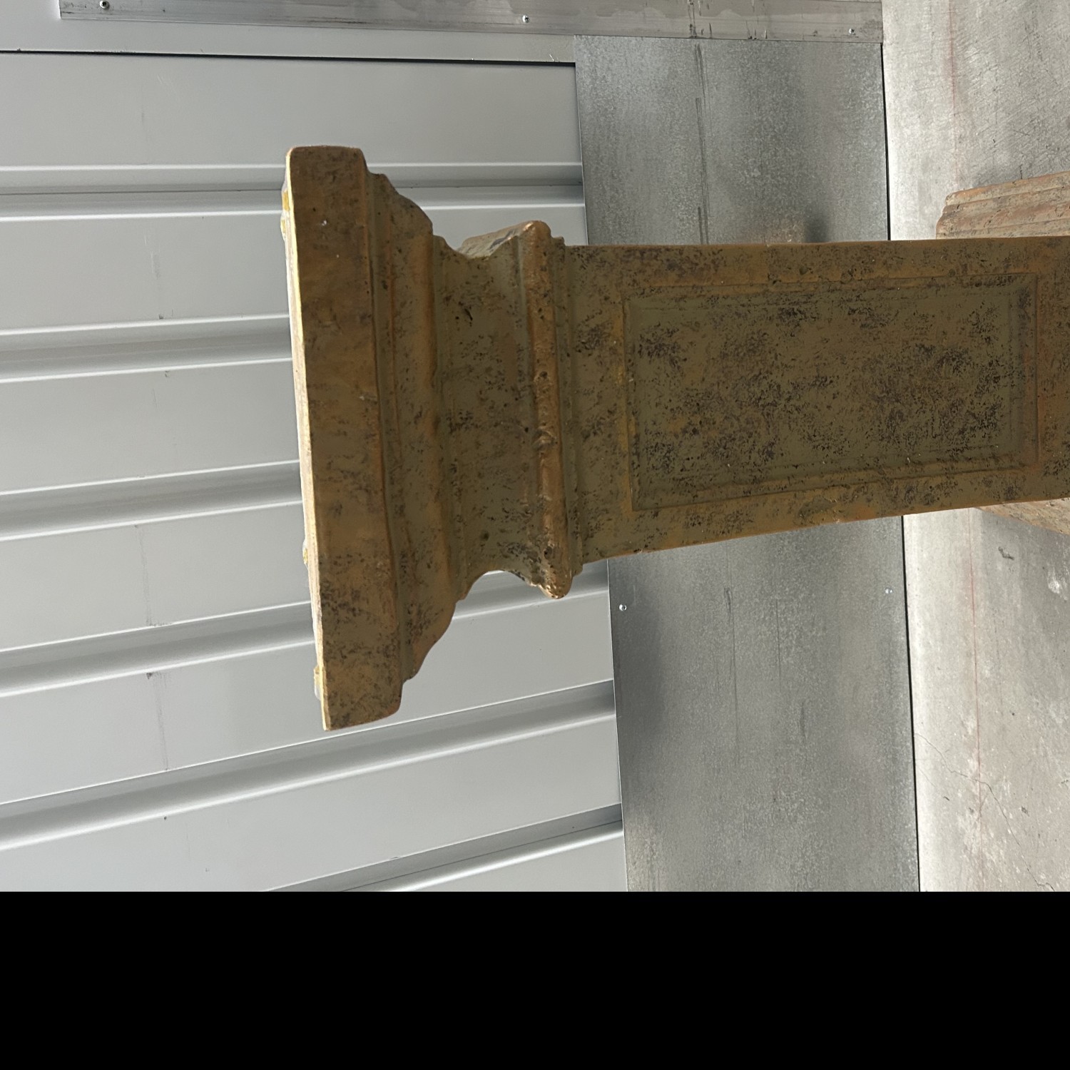 Round Glass Dining Table