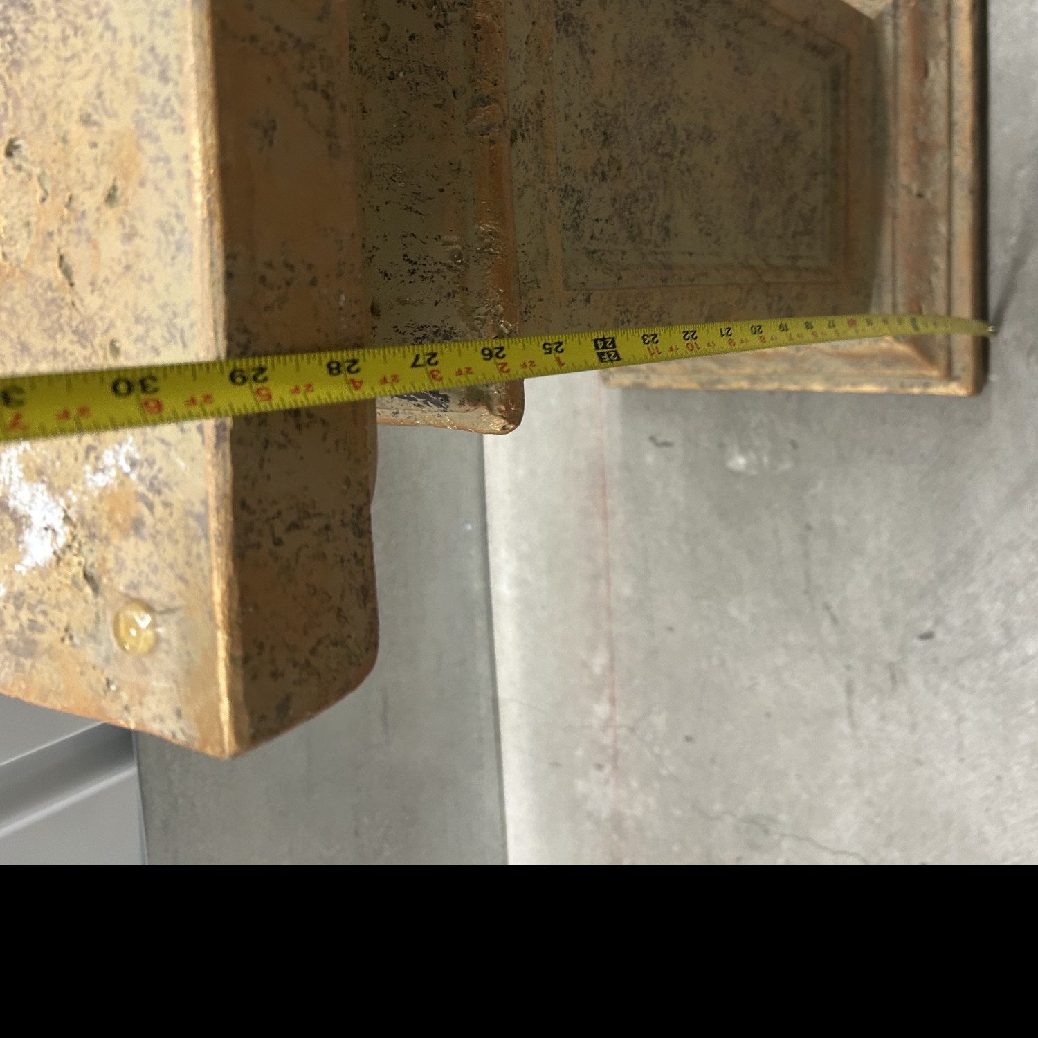 Round Glass Dining Table