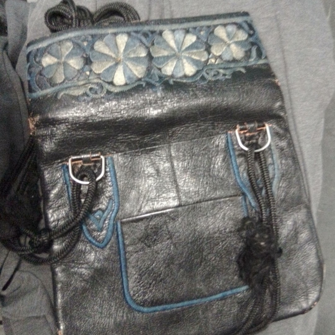 Vintage leather Guatemalan handmade crossbody purse