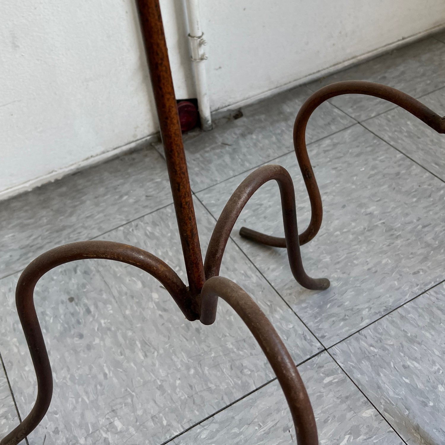 Distressed iron floor candle holders